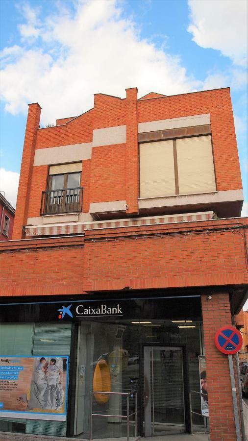 Housingleon - Muralla Bagian luar foto